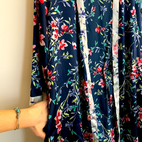 Oscar de la Renta Pink Label satin robe - Picture 3 of 4